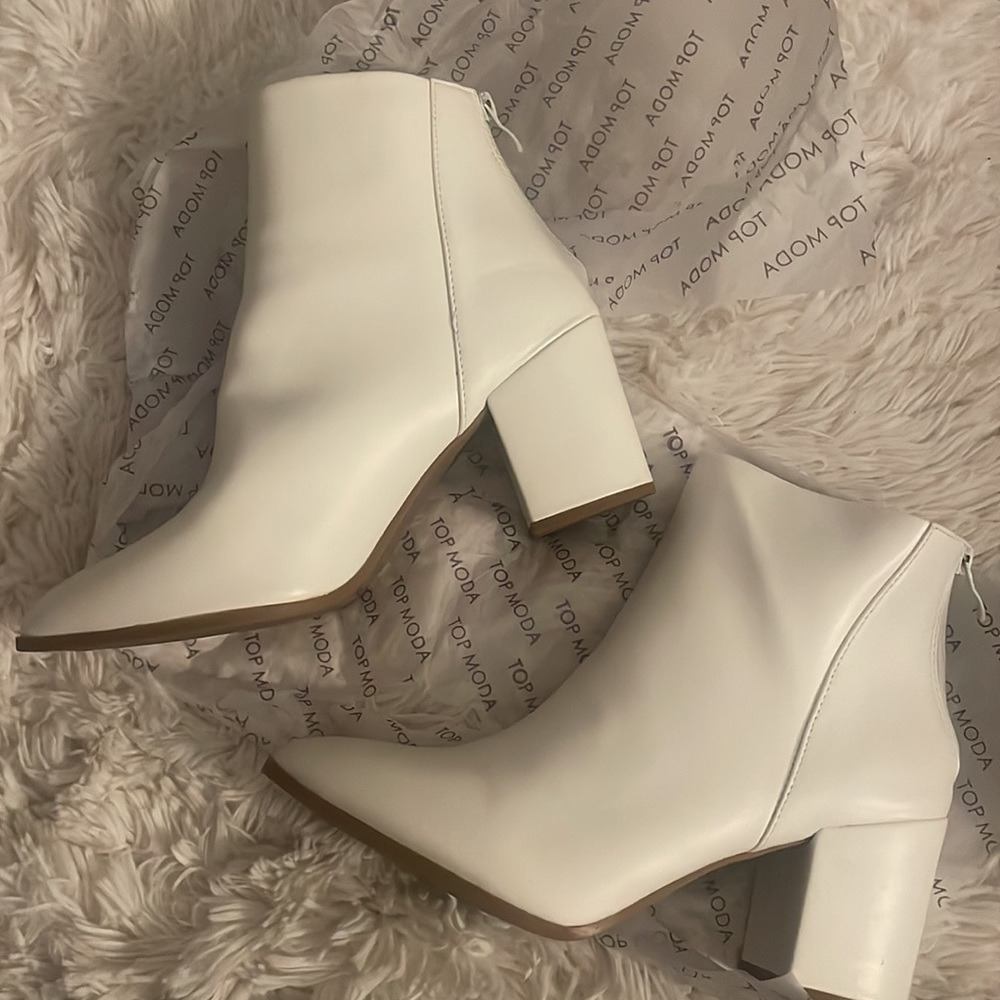 Top Moda Block Heel Ankle Boots 9.5-10